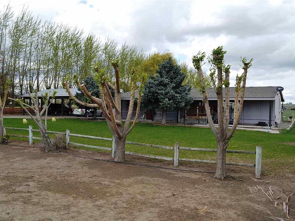 2nd image of 4570 W Sagemoor Rd