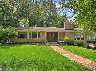 7713 Arrowood Ct, Bethesda, MD 20817