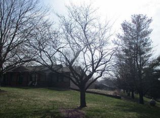 2710 Posey Ln, Troy, IL 62294