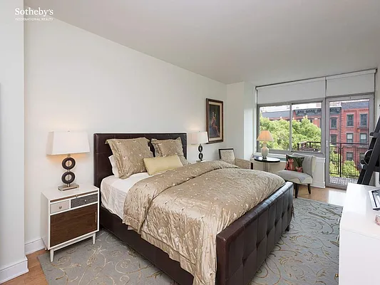 Rented by Sotheby's International Realty | media 6