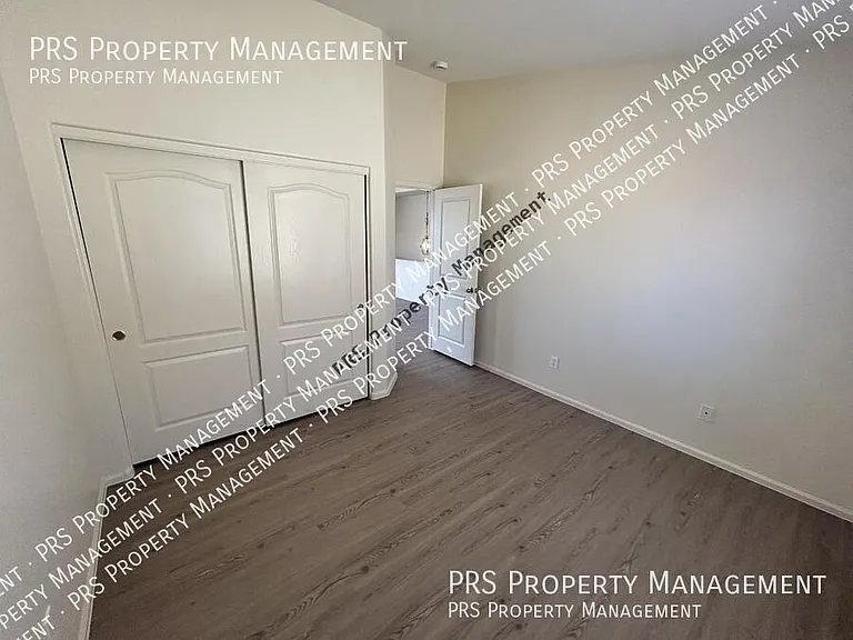 42406 W Sunland Dr — Photo 36