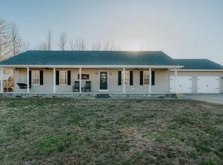 89 Cub Ln, Manitou, KY 42436