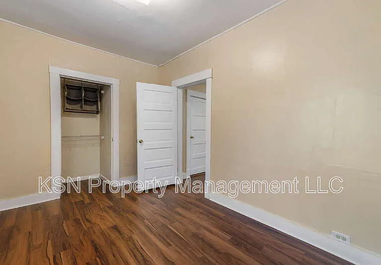 1921 Reynolds St — Photo 16