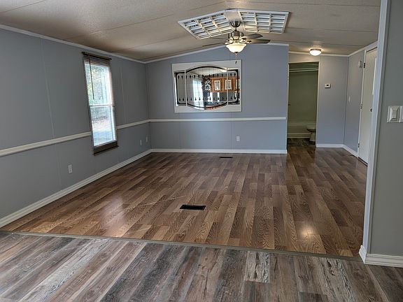3rd image of 202 Willie Oaks Road