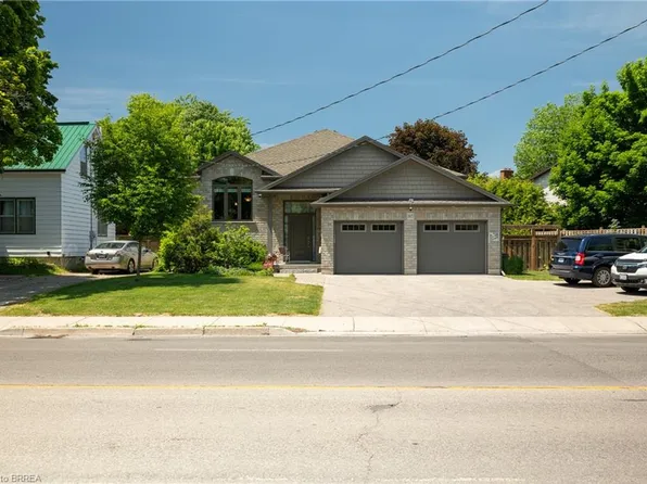 185 Mount Pleasant St, Brantford, ON N3T 1T6