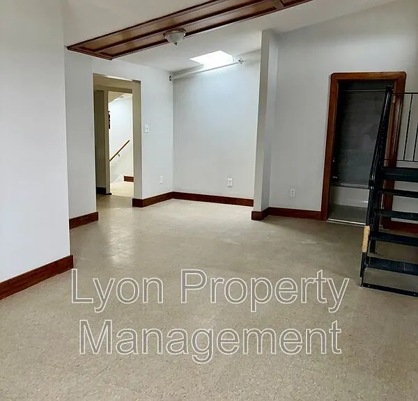 262 Illinois St #3 — Photo 2