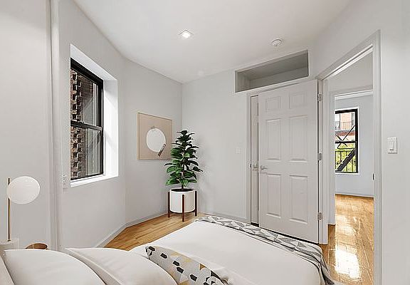 5th image of 406 W 48th St #4FE
