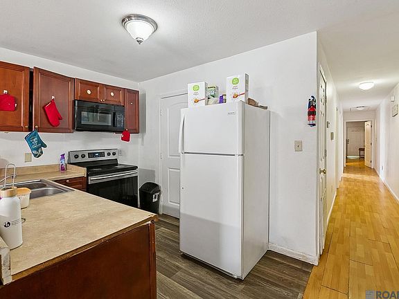 4th image of 3647-3649 Saint Ferdinand St
