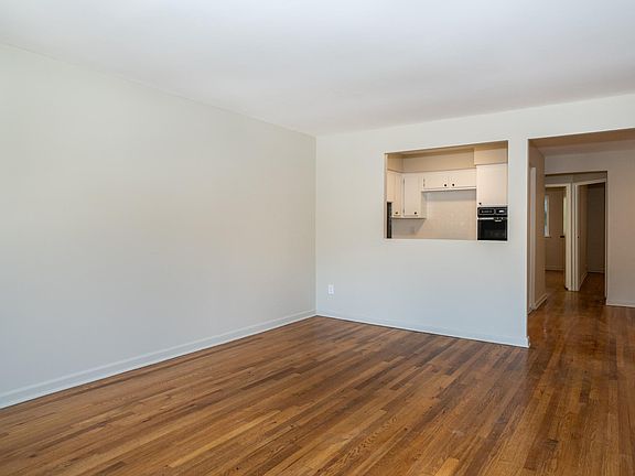 4th image of 268 E 238th St Floor 1