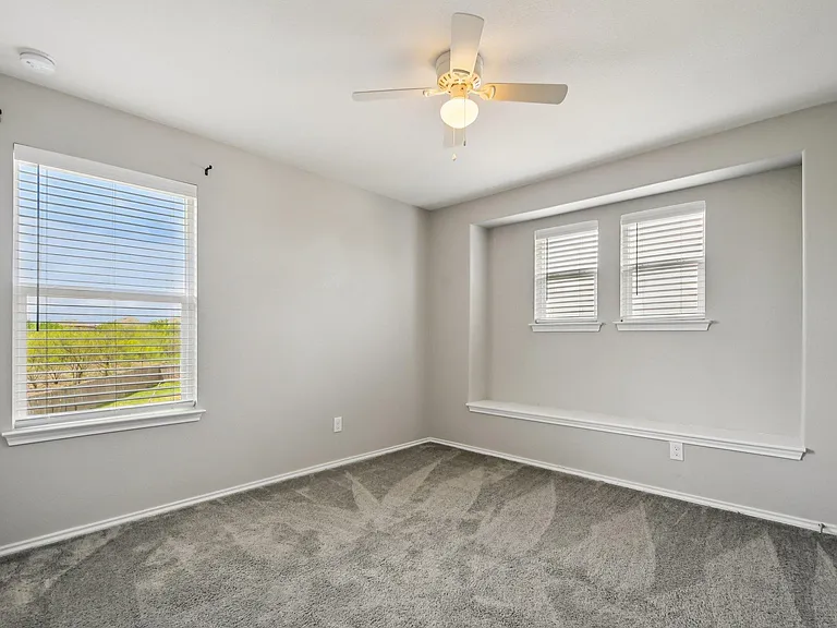 19219 Zachary Taylor St — Photo 19