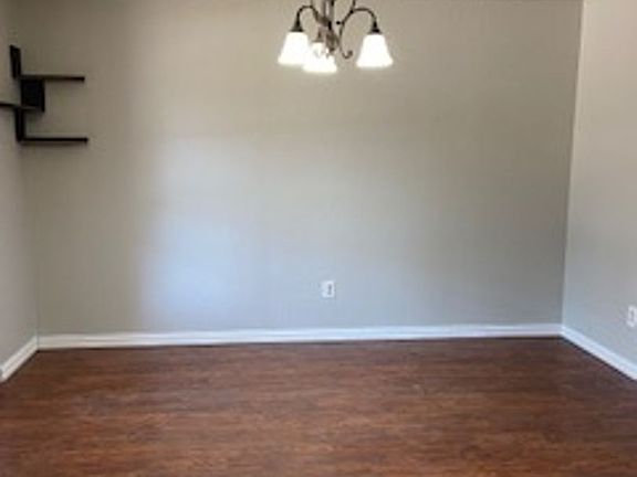 3rd image of 2626 Button Willow Ave
