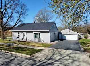 1405 N Gillett St, Appleton, WI 54914