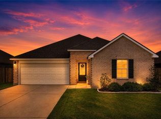 268 Darwen Dr, Raceland, LA 70394