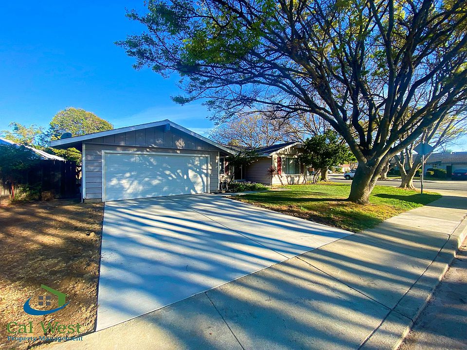 1st image of 445 Las Coches Ct