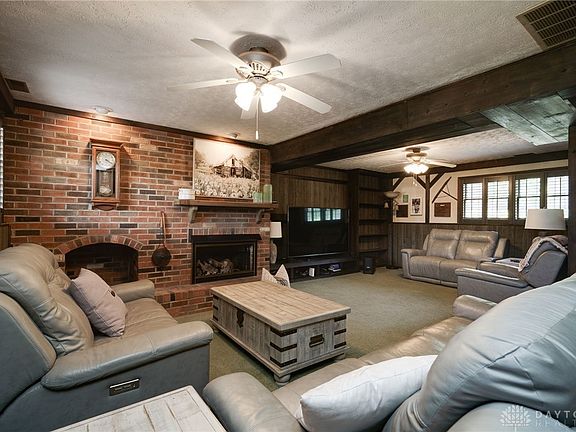 5th image of 305 Mound St
