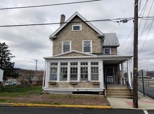 302 S 3rd St, Hamburg, PA 19526