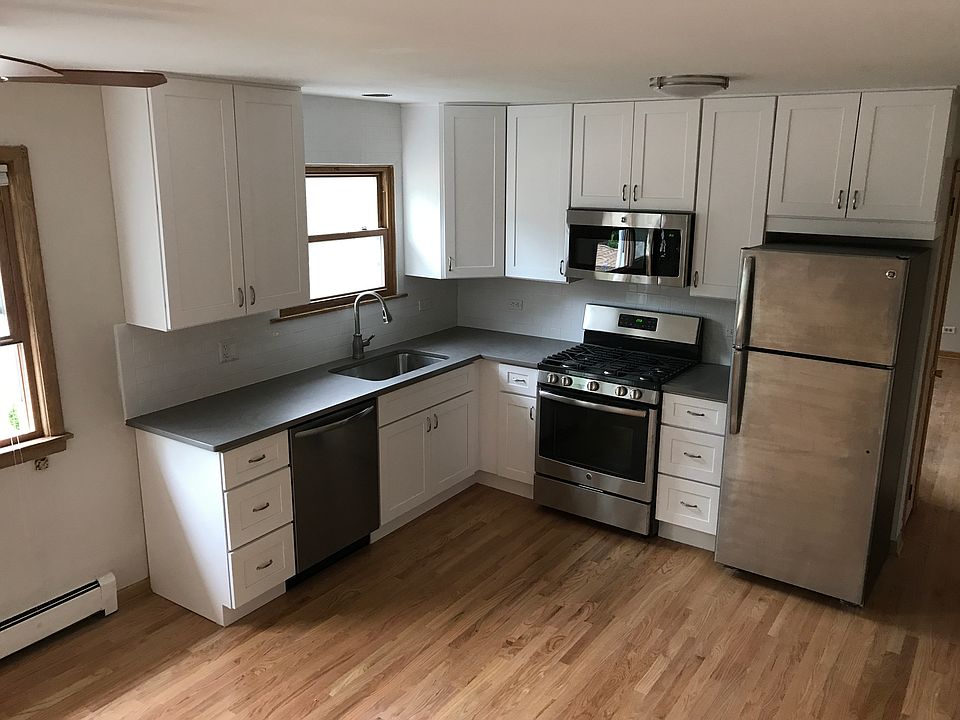 1st image of 3705 Forest Ave APT 2E