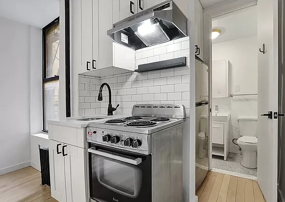 Rented by Bruma Realty LLC | media 4