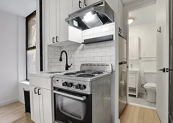 Rented by Bruma Realty LLC