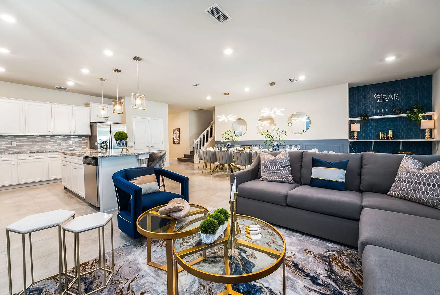 9 bed, 6.0 bath, 4391 sqft, $8,664 — Photo 1