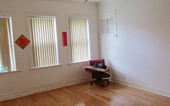 2nd image of 6151 N Artesian Ave