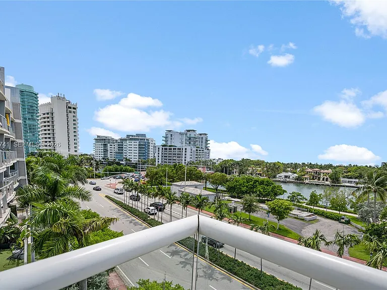 6362 Collins Ave #614 — Photo 10