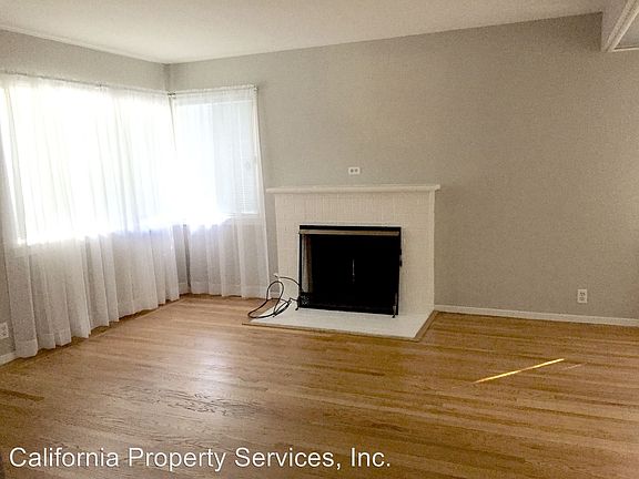 3rd image of 1051 Laurel St