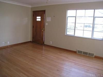 4th image of 677 Yaronia Dr