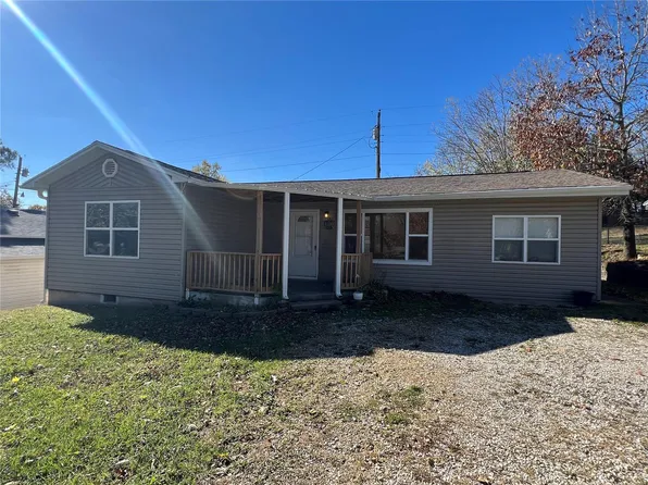 203 N Waller St, Crocker, MO 65452