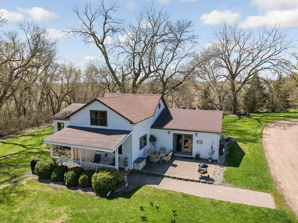 16413 255th St S, Barnesville, MN 56514