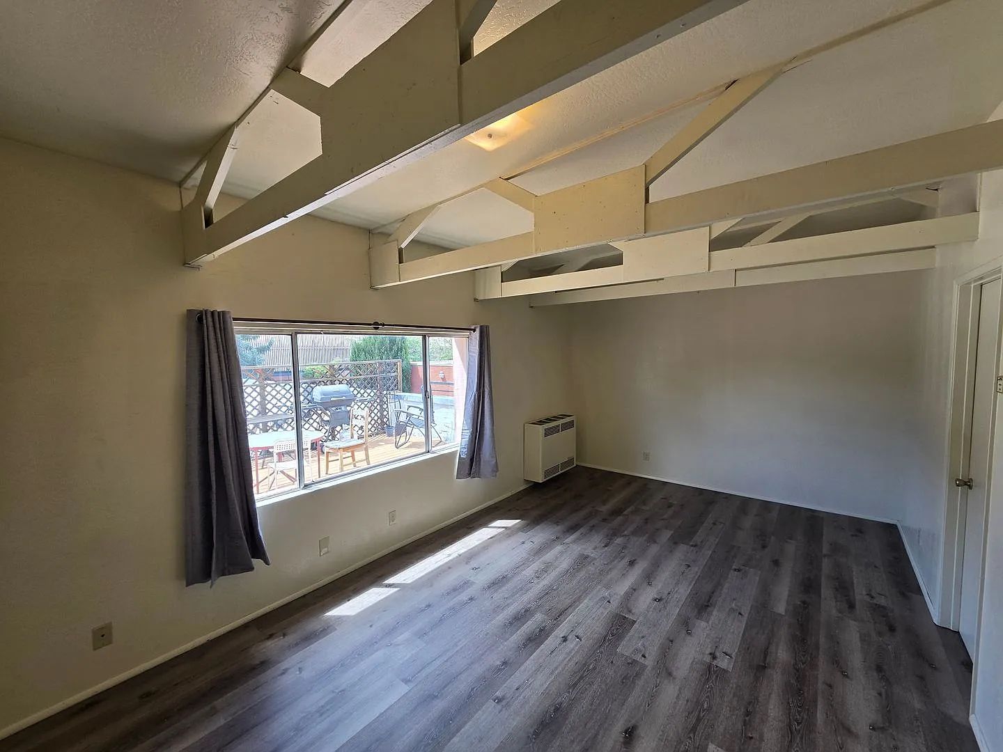 16 E Birch Ave — Photo 3