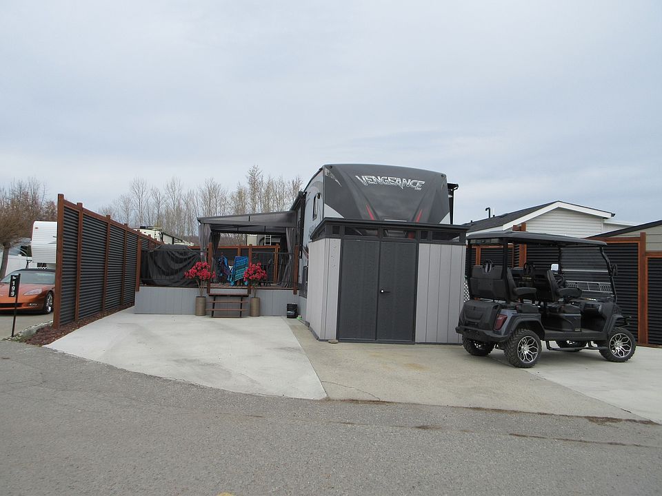 1st image of 415 Commonwealth Rd #203
