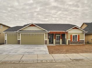 5374 N Sun Shimmer Ave, Meridian, ID 83646