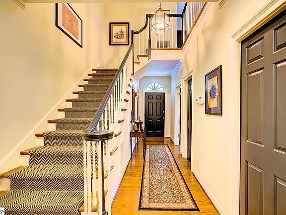 4th image of 104 Kilkenny Ct