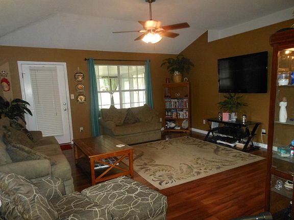 4th image of 4724 Spencer Oaks Blvd