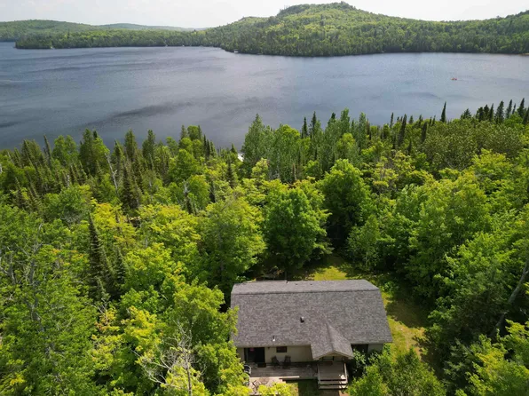 12 Peninsula Point Trl, Lutsen, MN 55612