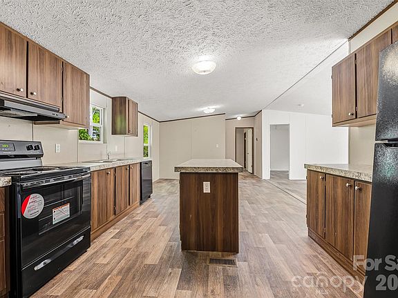 3rd image of 45 Alan Retreat Rd