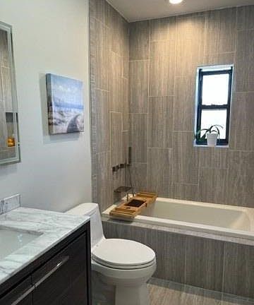 4th image of 3 Townhouse Place #3A
