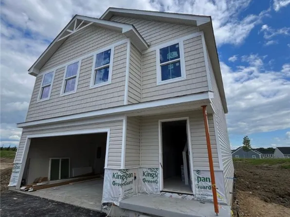 426 Coventry Ct, Harmony, PA 16037