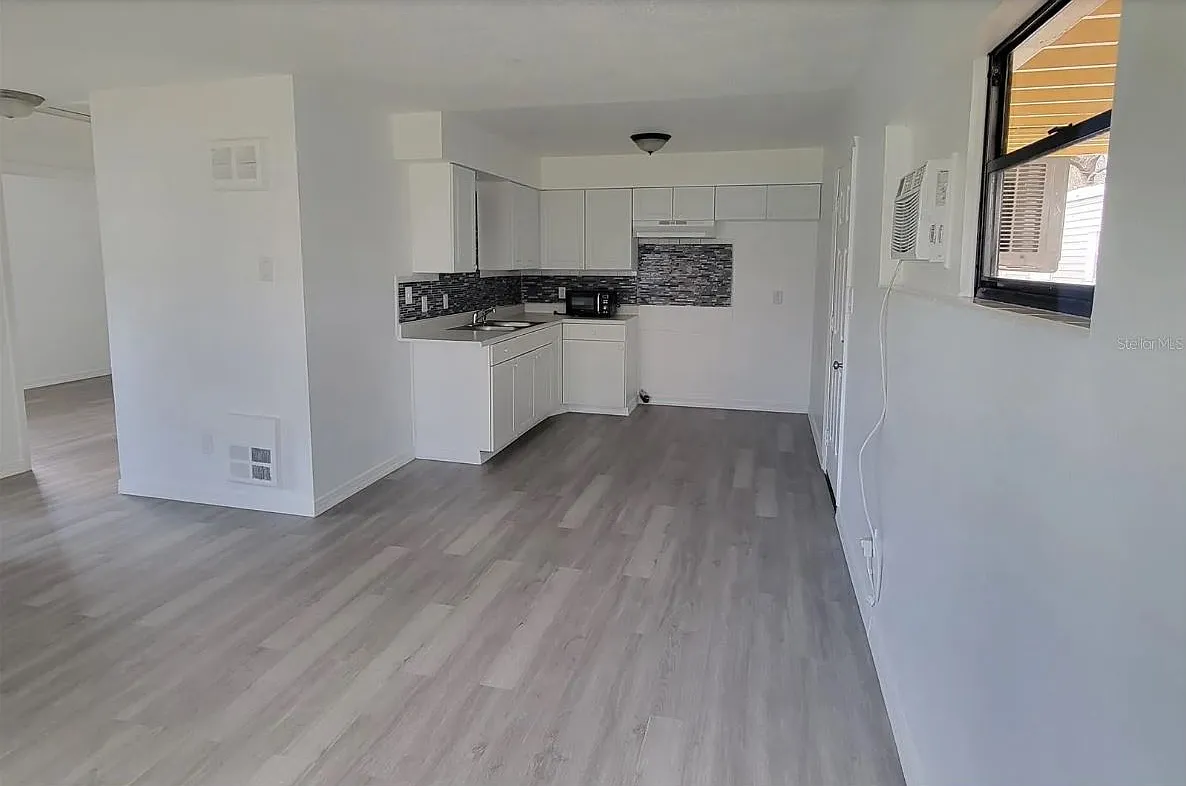 2 bed, 750 sqft, $1,650 — Photo 3