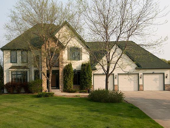 3rd image of 16200 Turnberry Turn NW