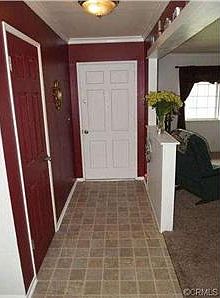 3rd image of 15620 Iris Cir