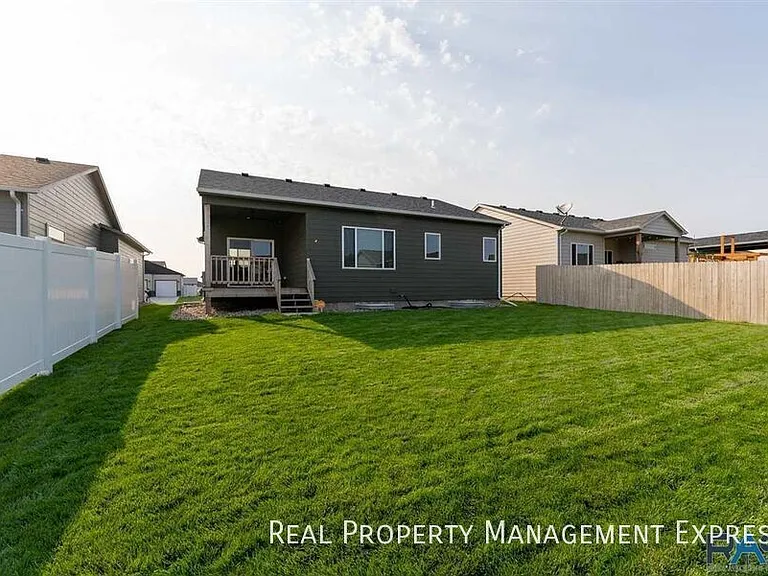 5316 S Eastwind Ave — Photo 27
