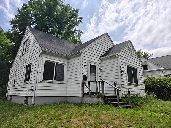 2nd image of 74 Vesper St