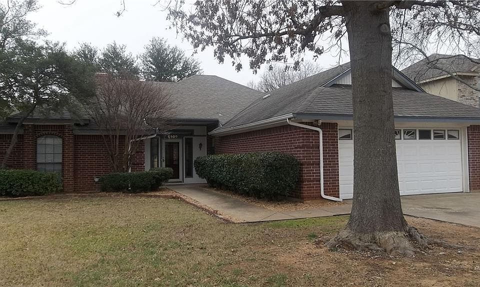1st image of 6109 Kingswood Dr