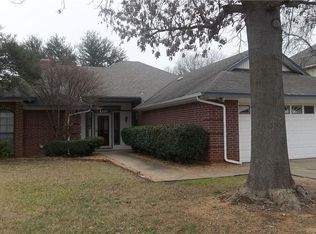 6109 Kingswood Dr, Arlington, TX 76001