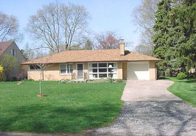 1671 Coolidge Ave photo 1