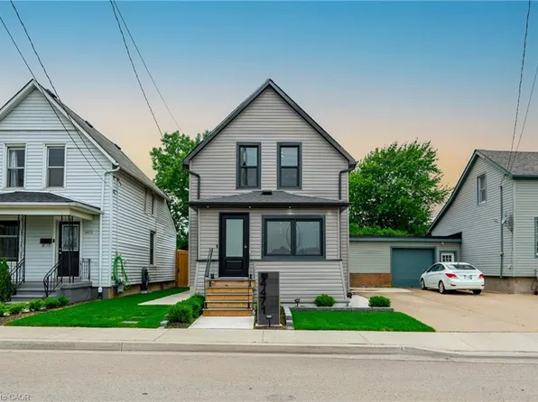 4471 1st Ave, Niagara Falls, ON L2E 4G1