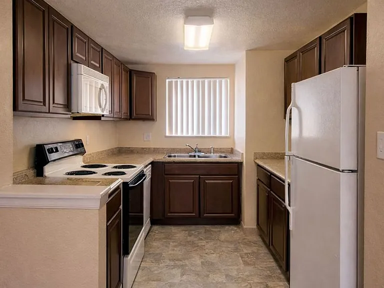Maple Tree Apartments — Photo 19