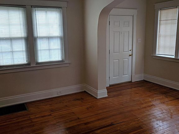 2nd image of 6117 Gladys Ave #1